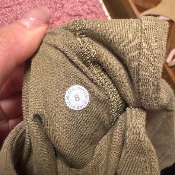 Lululemon Athletica Inner Glow Short 3” - Picture 4 of 4